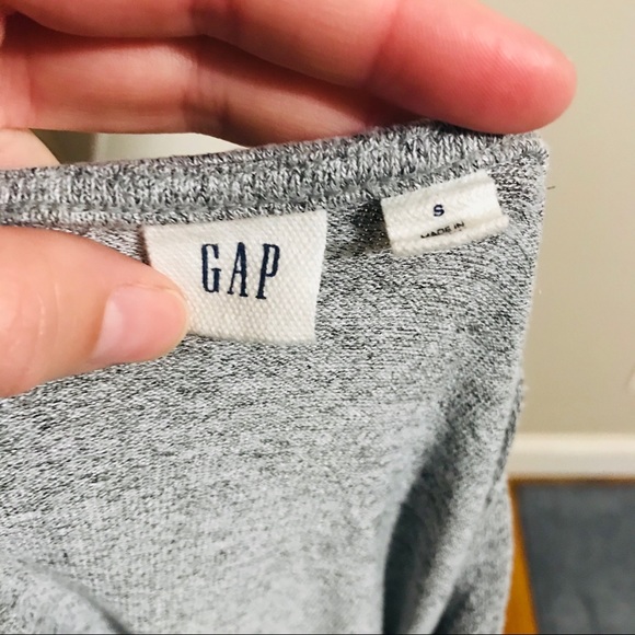 GAP Super a Soft Faux Wrap Top - Picture 3 of 4